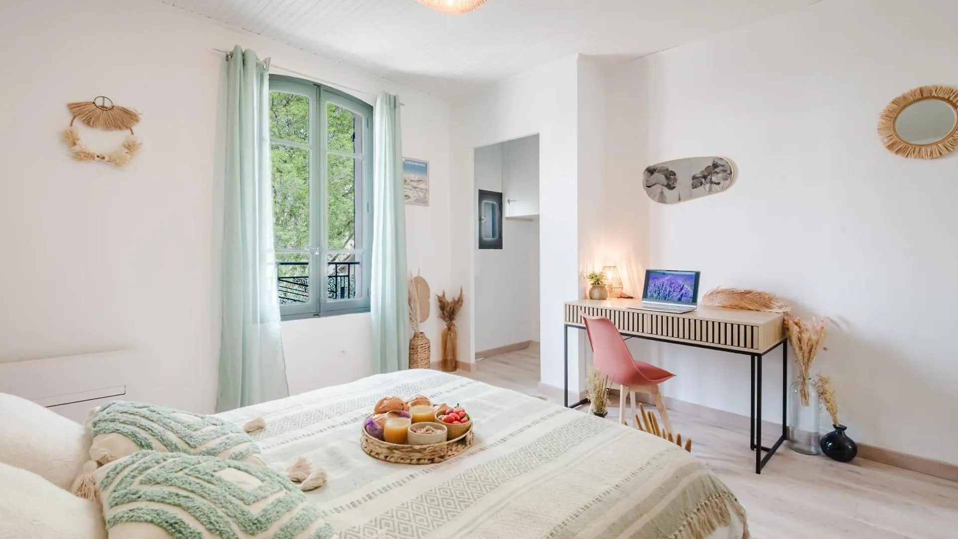 Lavande Doree Avignon